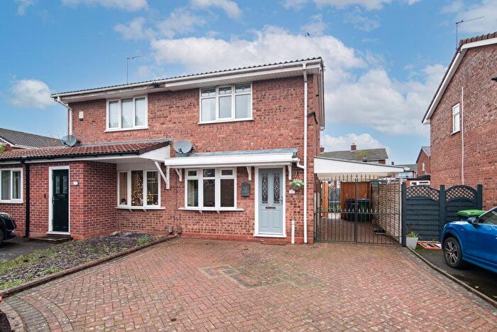 2 Bedroom Semi Detached House For Sale In Lovatt Close, Tipton, DY4