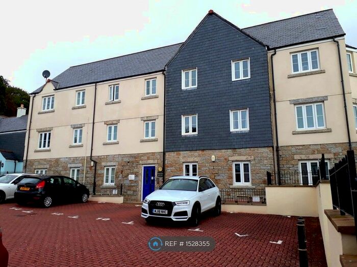 2 Bedroom Flat To Rent In Pagoda Drive, Duporth, St. Austell, PL26