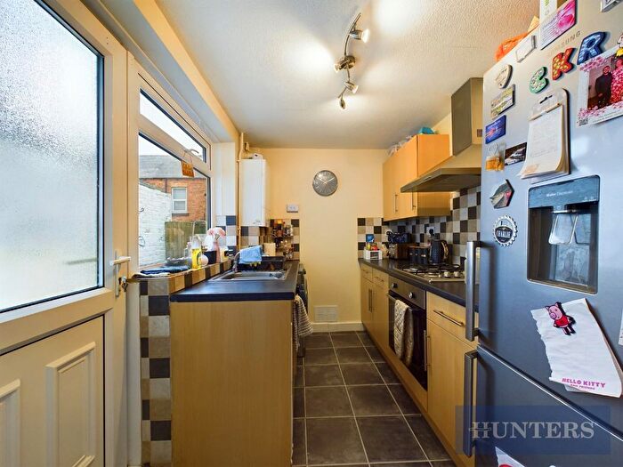2 Bedroom Terraced House For Sale In Hibernia Street, Scarborough, YO12