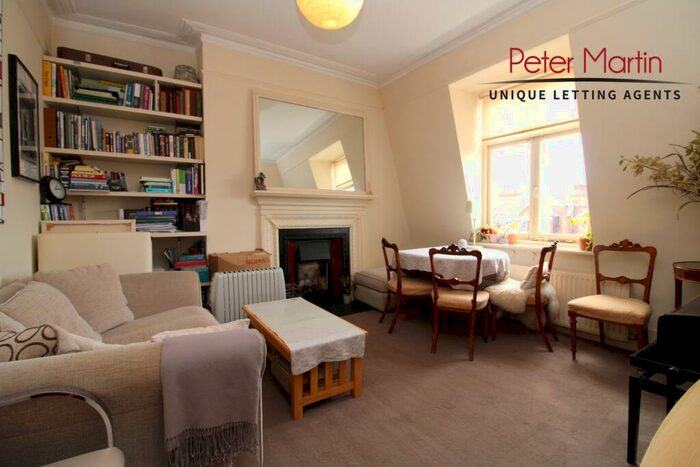 2 Bedroom Flat To Rent In Yale Court, Honeybourne Road, West Hampstead, NW6