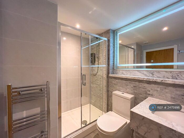 1 Bedroom Flat To Rent In Legrams Mill Residence, Bradford, BD7