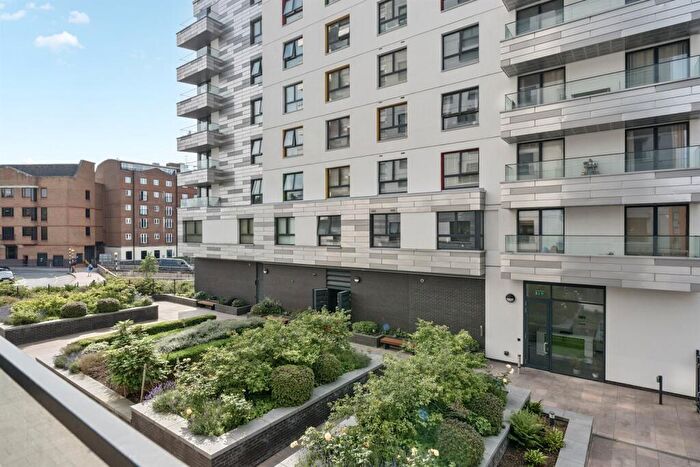 1 Bedroom Apartment To Rent In Hewitt, Alfred Street, Reading, RG1