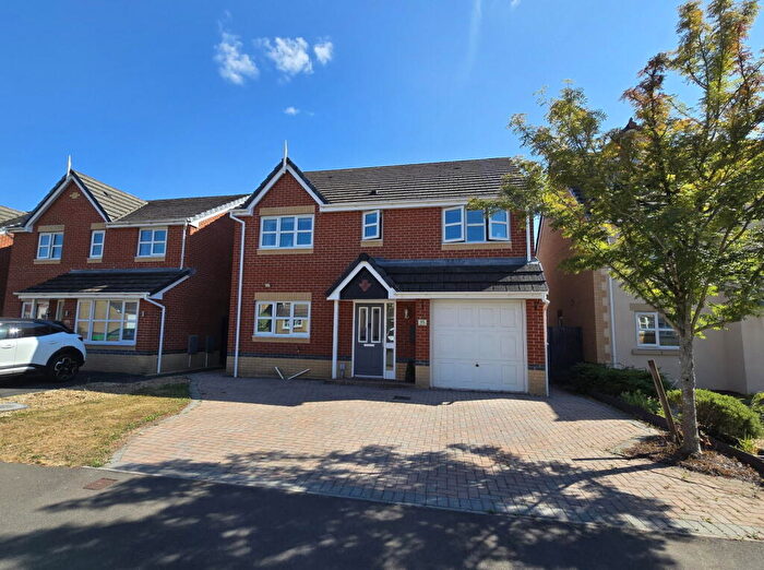 4 Bedroom Detached House For Sale In Maes Y Wawr, Birchgrove, Swansea, SA7