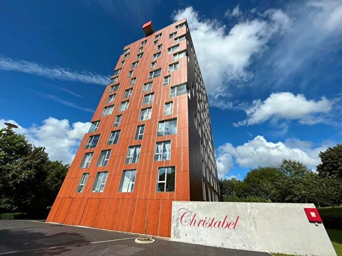 1 Bedroom Apartment To Rent In Christabel Tower, Dalton Street, Manchester, M40