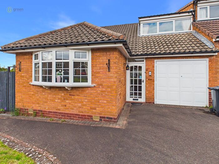 4 Bedroom Semi Detached Bungalow For Sale In Mainwaring Drive, Four Oaks, Sutton Coldfield, B75