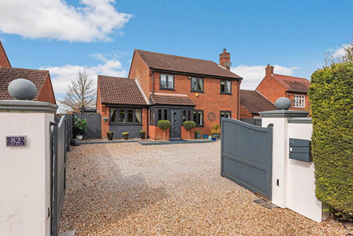 4 Bedroom Detached House For Sale In New Road, Upwell, Sat Nav, PE14