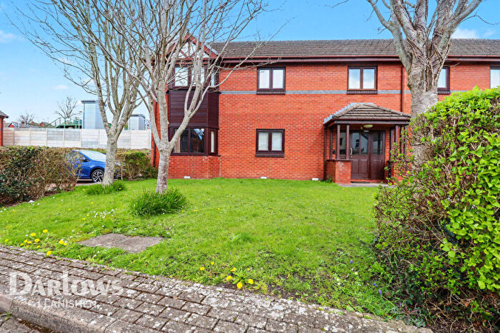 2 Bedroom Flat For Sale In Evansfield Road, Cardiff, CF14