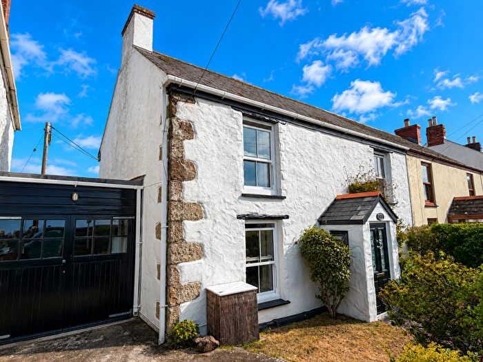 4 Bedroom Semi Detached House To Rent In Beacon Terrace, The Lizard, Helston, TR12