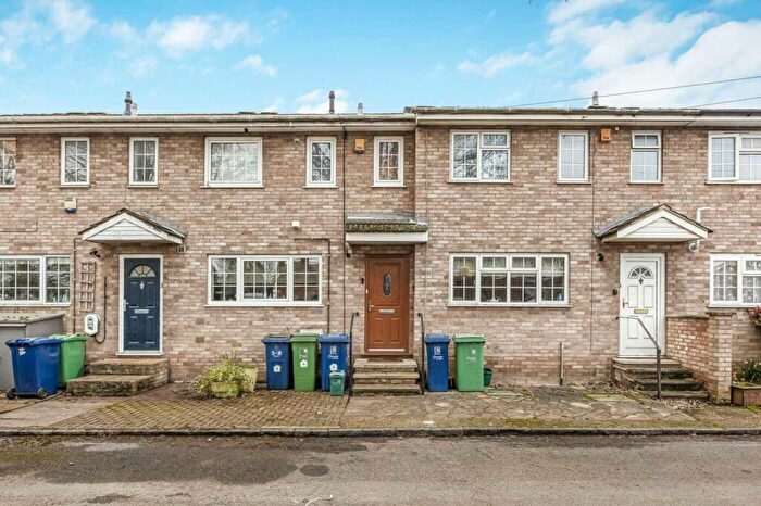 2 Bedroom Terraced House For Sale In Trinity Road, Headington, OX3