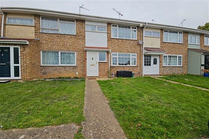 3 Bedroom Terraced House For Sale In Makemores, Rayne, Braintree, CM77