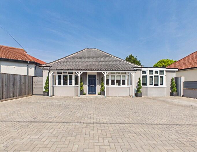 3 Bedroom Bungalow For Sale In Elm Tree Road, Locking Village, Weston-super-Mare, North Somerset, BS24