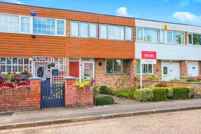 3 Bedroom Property To Rent In Thirlmere Avenue, Milton Keynes, MK2