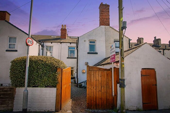 4 Bedroom Terraced House For Sale In Ashfield Terrace, Leeds, LS15