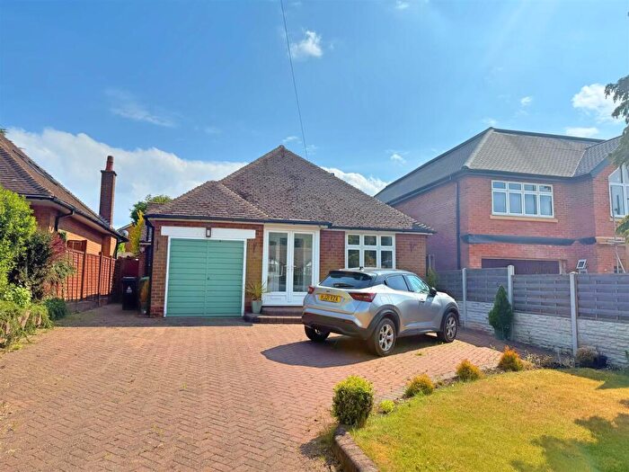 3 Bedroom Detached Bungalow For Sale In Hardwick Road, Sutton Coldfield, B74