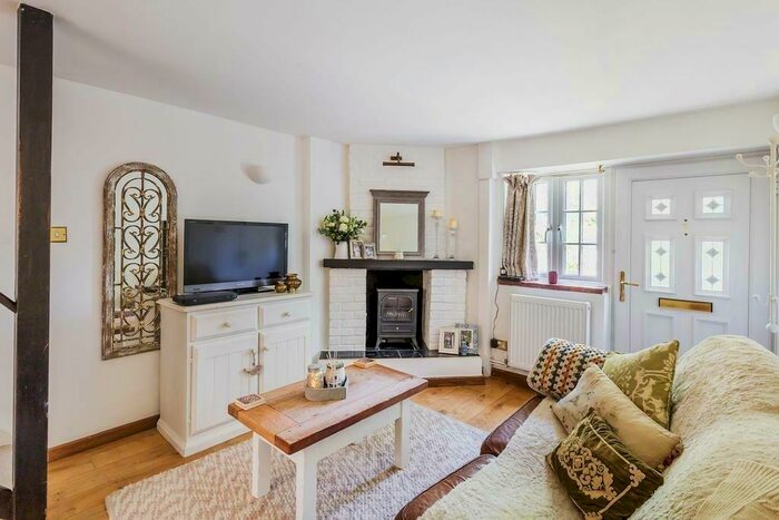 1 Bedroom Cottage To Rent In High Street, Oxted, RH8