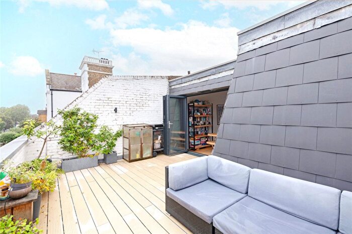 2 Bedroom Flat To Rent In Abbeville Road, Abbeville Village, SW4