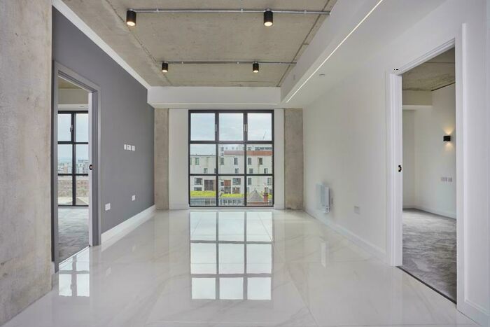 2 Bedroom Apartment To Rent In Apt . One Silk Street, M4