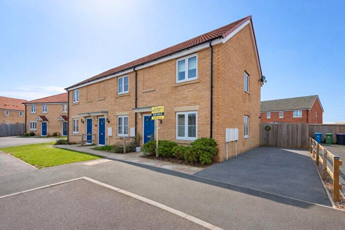 2 Bedroom End Of Terrace House For Sale In Dunlin Close, Wyberton, Boston, PE21