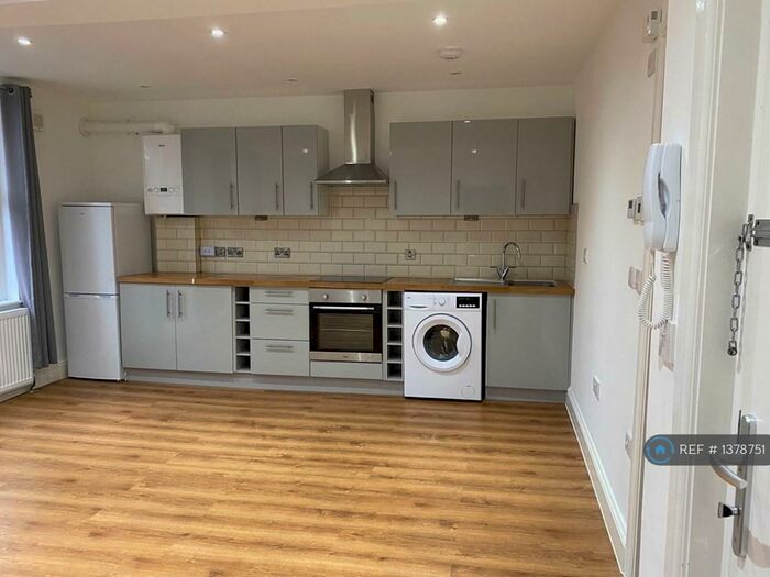 1 Bedroom Flat To Rent In Rufford Road Fl, Liverpool, L6