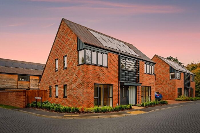 4 Bedroom Detached House For Sale In Hanly Lane, Cuckfield, Haywards Heath, RH17