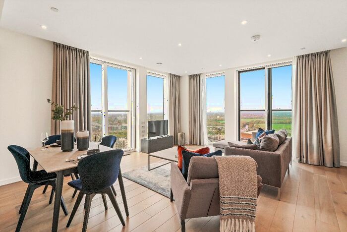 2 Bedroom Flat To Rent In , Fortunes Walk, London, E20