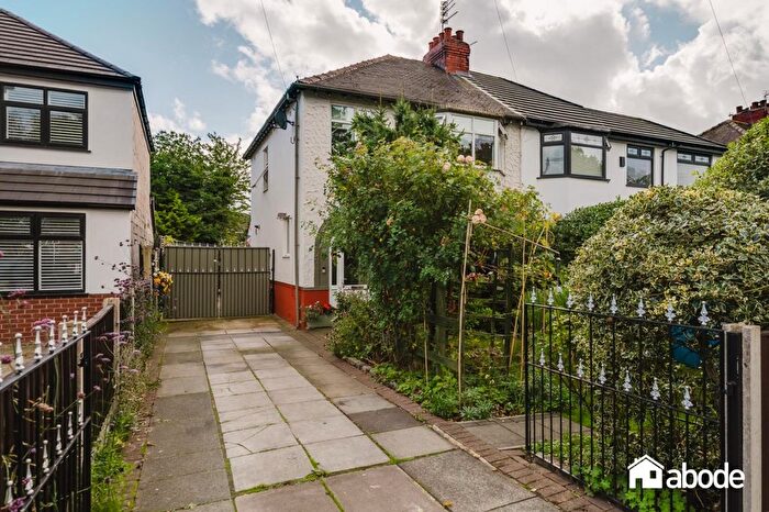 3 Bedroom Semi Detached House For Sale In Higher Road, Halewood, Liverpool, L26
