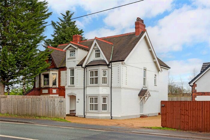 5 Bedroom Semi-Detached House For Sale In Whitchurch Road, Rowton, Chester, Cheshire, CH3