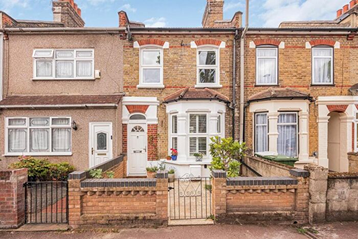 3 Bedroom Terraced House For Sale In Creighton Avenue, London, E6