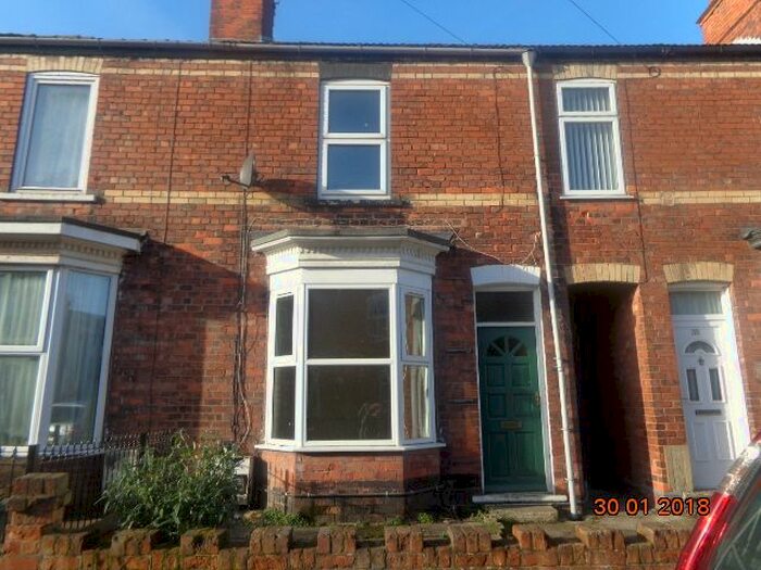 3 Bedroom Semi-Detached House To Rent In Campbell Street, Gainsborough, DN21