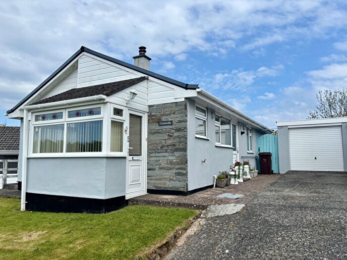 3 Bedroom Bungalow For Sale In Reens Crescent, Heamoor, TR18