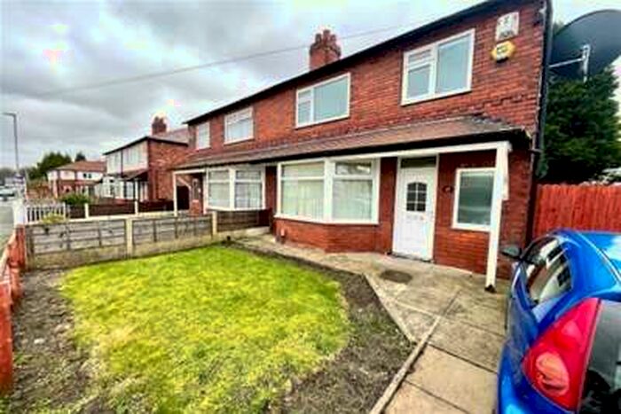 3 Bedroom Semi-Detached House To Rent In Kings Road, Chorlton, M21