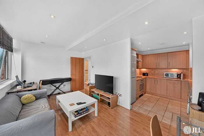 1 Bedroom Apartment For Sale In Gerry Raffles Square, London, E15