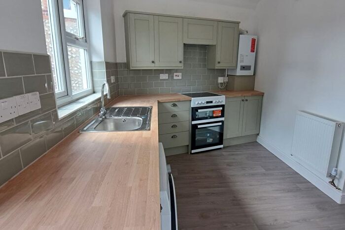 2 Bedroom Flat To Rent In Church Street, Sheringham, NR26
