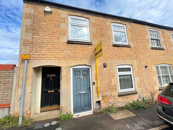 2 Bedroom Semi-Detached House For Sale In Belton Street, Stamford, PE9