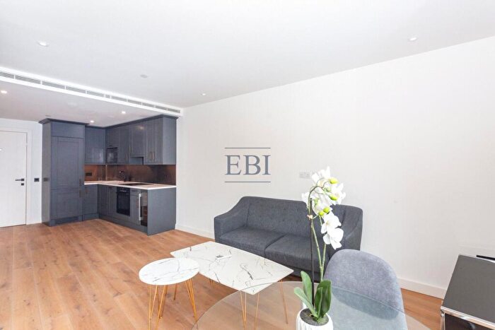 1 Bedroom Apartment To Rent In Emery Way, Emery Wharf, London Dock, Wapping, E1W