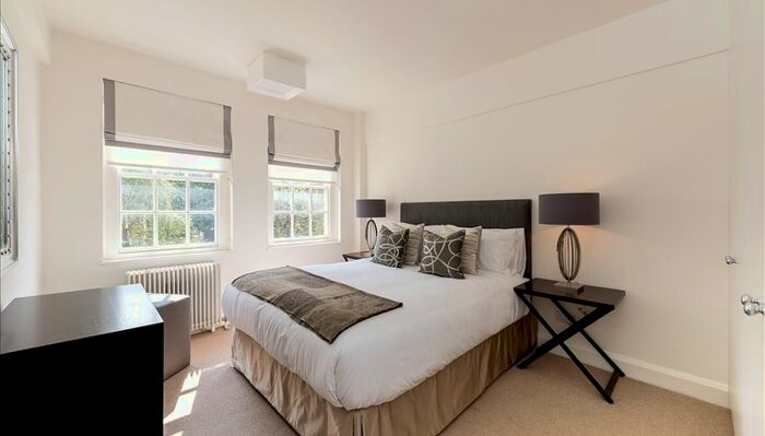 2 Bedroom Flat To Rent In Pelham Court, Fulham Road, Chelsea, London, SW3