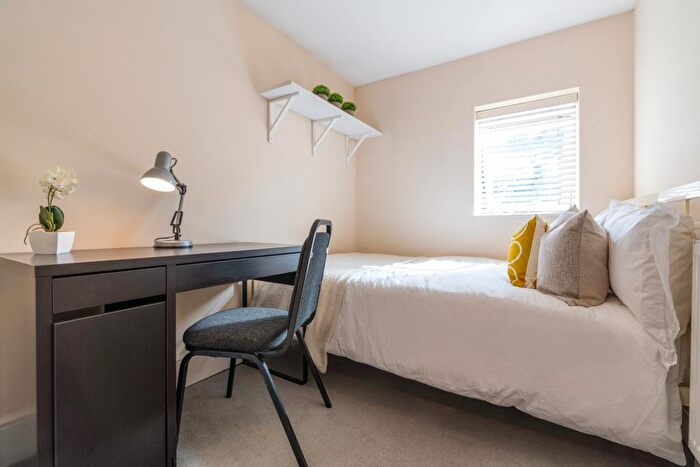 5 Bedroom Terraced House To Rent In Purley Road, Cirencester, GL7