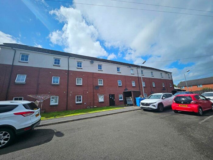 2 Bedroom Flat To Rent In Anwoth Street, Tollcross, G32