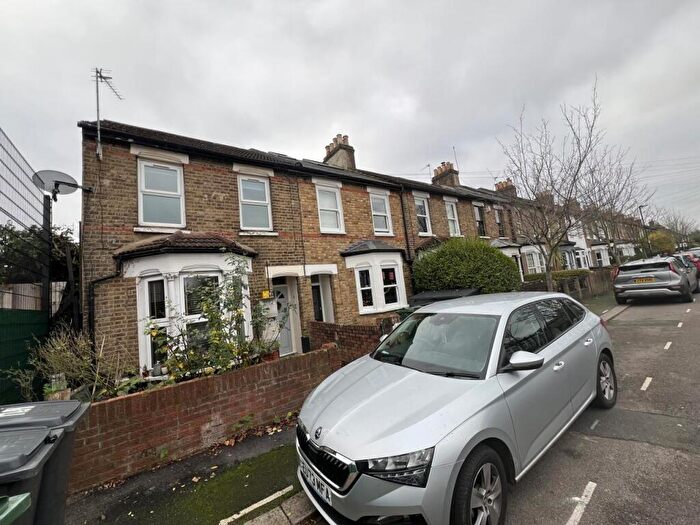 1 Bedroom Flat To Rent In Brunswick Road, Walthamstow, E17