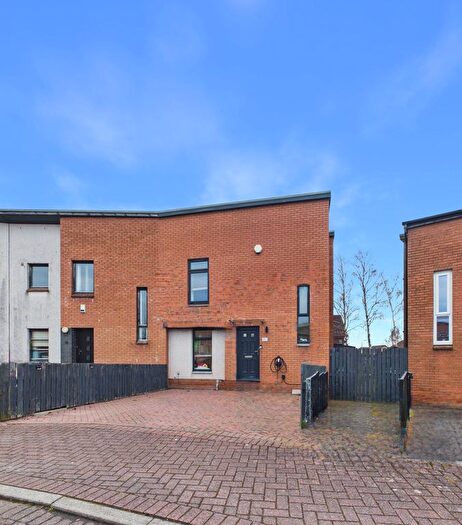 4 Bedroom End Terrace House For Sale In Laurence Gardens, Glasgow, G15