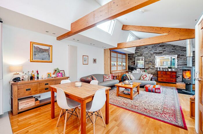 2 Bedroom Bungalow For Sale In North Drive, Littleton, Winchester, Hampshire, SO22