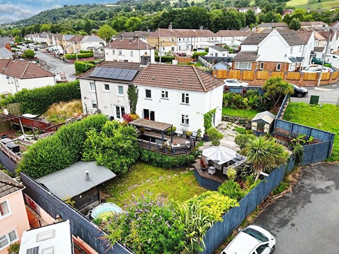3 Bedroom Semi-Detached House For Sale In Holly Street, Rhydyfelin, Pontypridd, CF37