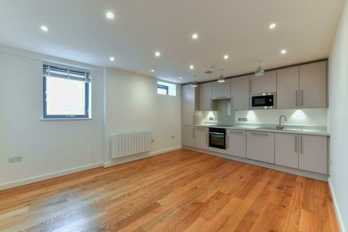 1 Bedroom Apartment To Rent In Woking, GU21