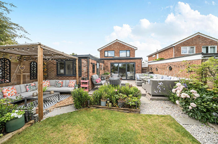 4 Bedroom Detached House For Sale In Russett Road, Ardley, Bicester, OX27