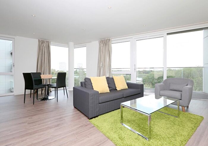 2 Bedroom Apartment To Rent In City View Apartments, N4