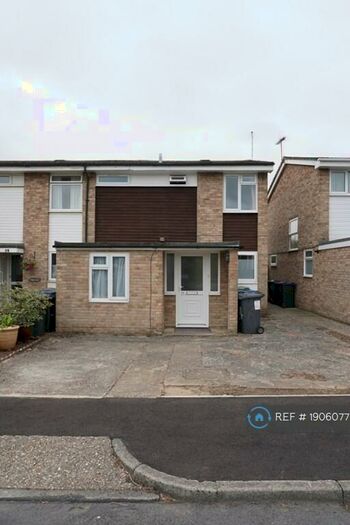 5 Bedroom Semi-Detached House To Rent In Kemsing Gardens, Canterbury, CT2