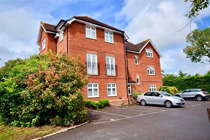 1 Bedroom Apartment To Rent In Alsager, Clements Mead, Leatherhead, Surrey, KT22