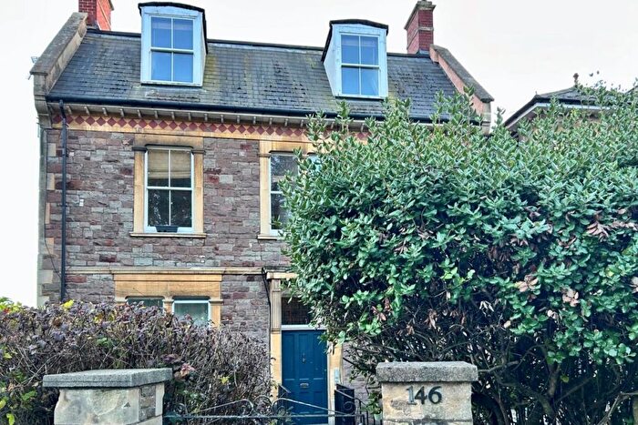 2 Bedroom Flat For Sale In Redland Road, Redland, Bristol, BS6