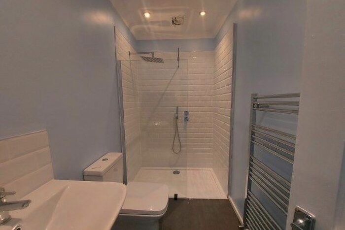 3 Bedroom Property To Rent In Hartington Road, London, E17