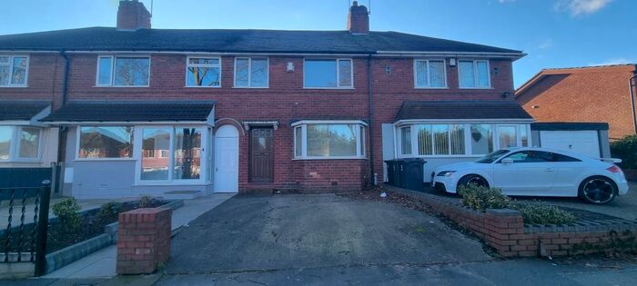 3 Bedroom House To Rent In Thornbridge Avenue, Birmingham, B42